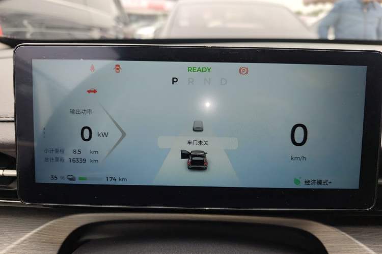 Used Wuling Xingguang 2024 Co-Creation Edition 510 Advanced Model