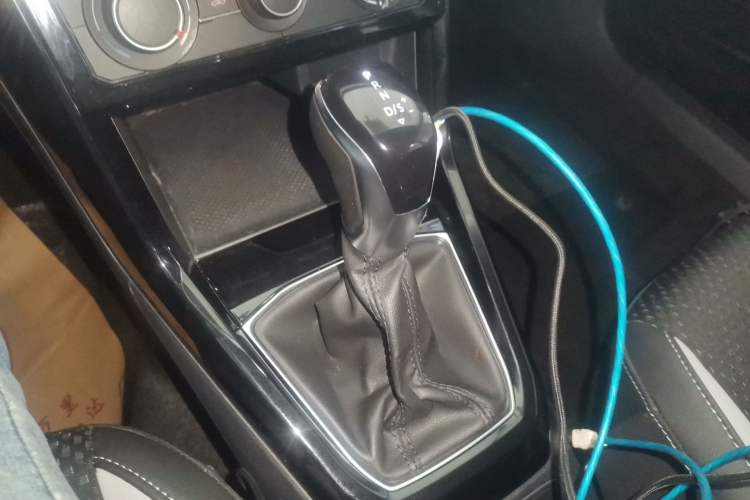 Used Volkswagen Tacqua 2020 1.5L Automatic Yue
