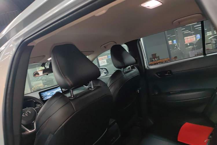 Used Toyota FRONTLANDER 2023 2.0L CVT Elite Edition
