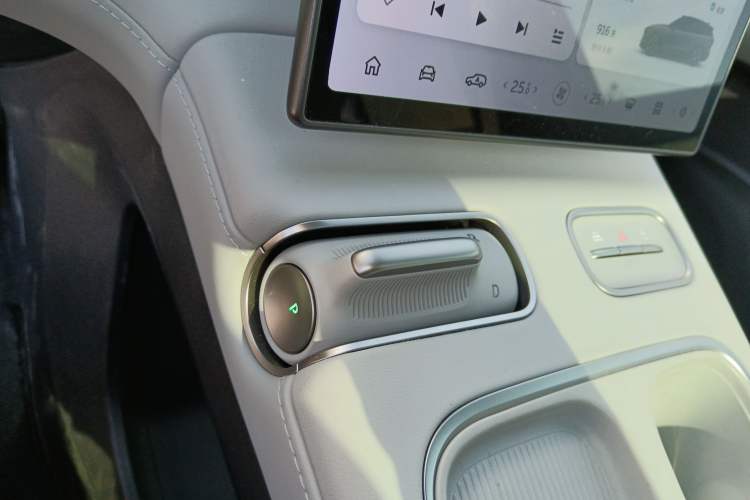 Used Nio ES6 2023 75 kWh