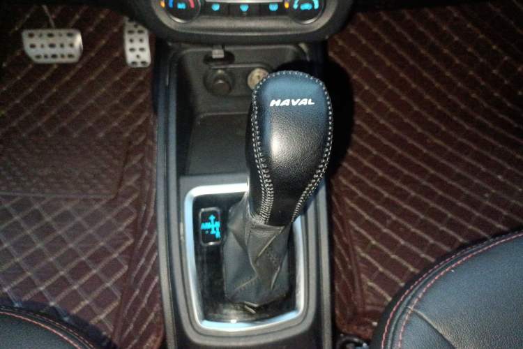 Used Haval H1 2015 1.5L AMT Luxury Model