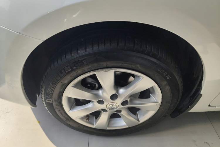 Used Nissan Tiida 2014 1.6L CVT Comfort Model
