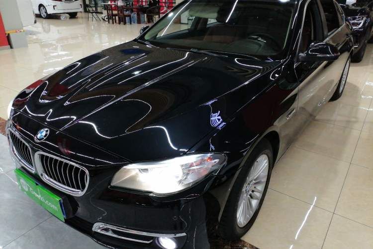 Used BMW 5 Series 2014 525Li Leading Model
