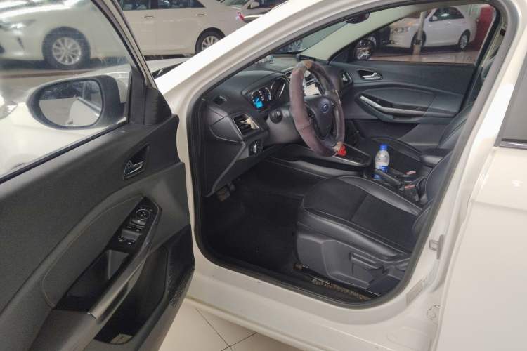 Used Ford Escort 2017 Happiness Edition 1.5L Automatic Fashion Version
