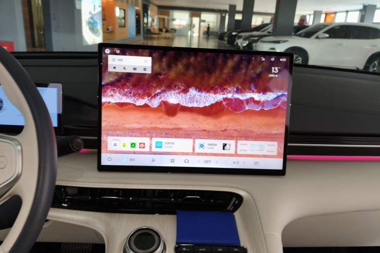 Used  E5 2024 530km Starship Edition