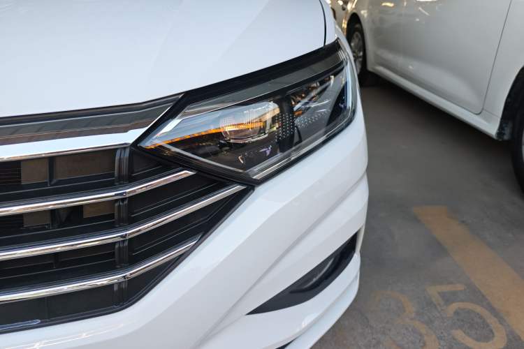 Used Volkswagen Sagitar 2020 200TSI DSG Comfort Version China VI Standard
