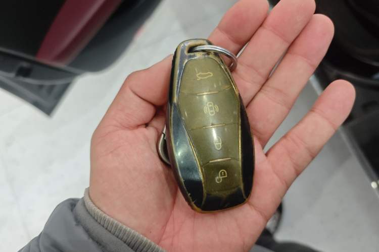 Used Hongqi H5 2024 1.5T DCT Smart Connect Flagship Edition
