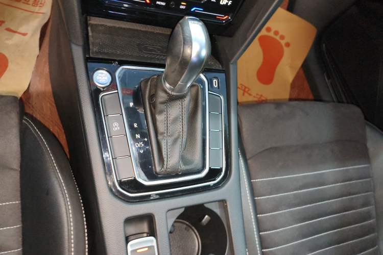 Used Volkswagen Magotan 2020 330TSI DSG Luxury Edition
