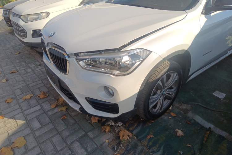 Used BMW X1 2016 xDrive20Li Luxury Model
