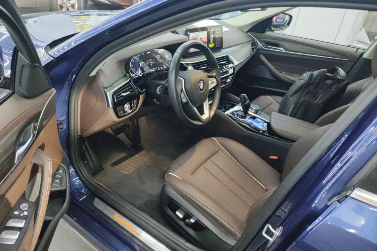 Used BMW 5 Series New Energy 2021 535Le Luxury Package
