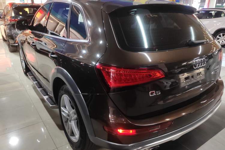 Used Audi Q5 2017 Plus 40 TFSI Technology Model