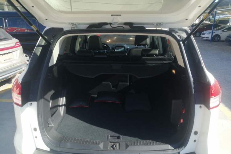 Used Ford Kuga 2013 1.6L GTDi Two-Wheel-Drive Trend Model