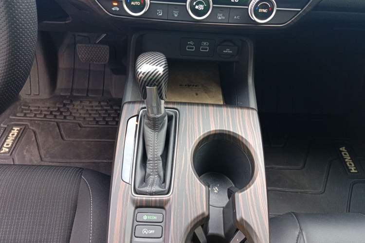 Used Honda Civic 2023 240TURBO CVT Dynamic Edition
