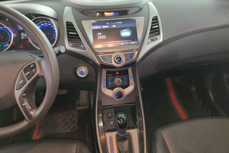 Used Hyundai Elantra (5th Generation / Langdong) 2016 1.6L Automatic Prestige Edition