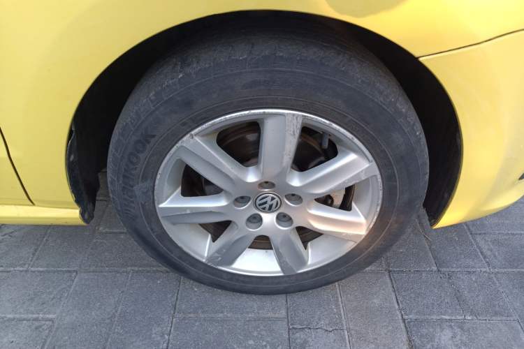 Used Volkswagen Polo 2014 1.4L Manual Fashion Edition