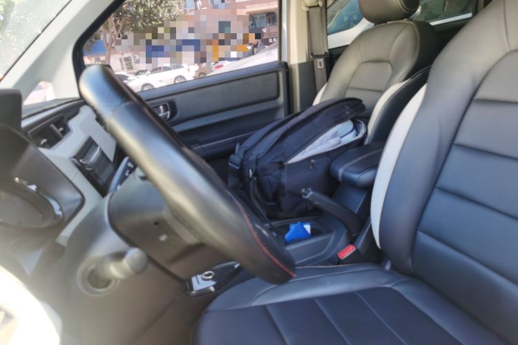 Used Wuling Hongguang PLUS 2020 1.5L Manual Comfort 7-Seater
