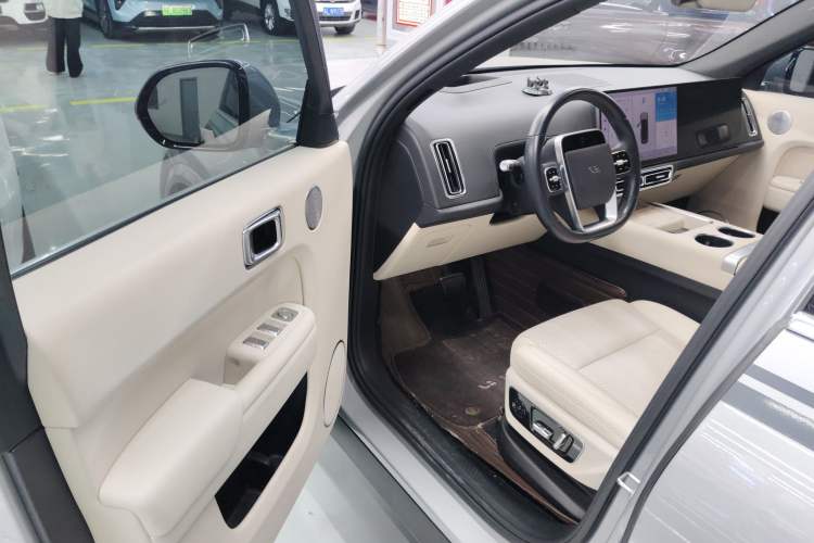 Used Li Auto L7 2023 Pro Model