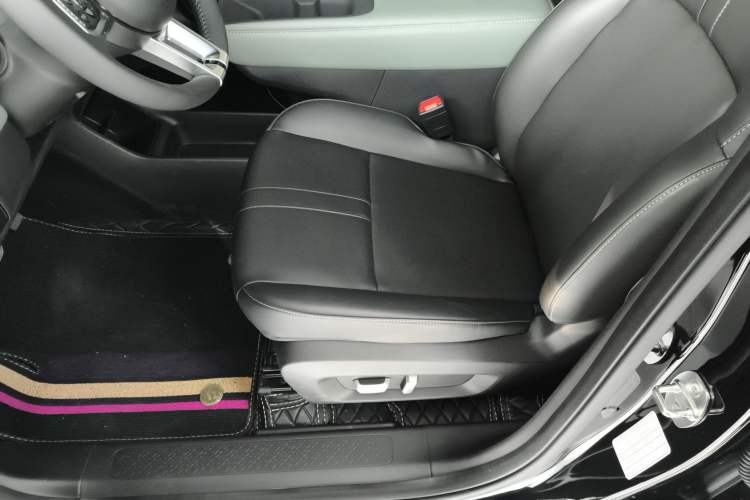 Used Baojun Spark EUV 
