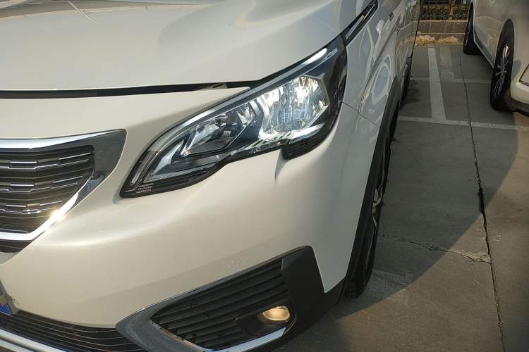 Used Peugeot 5008 2017 380THP 7-Seater Elite Edition