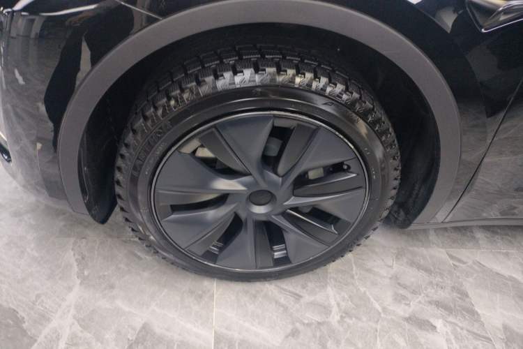 Used Tesla Model Y 2024 Rear-Wheel-Drive Version