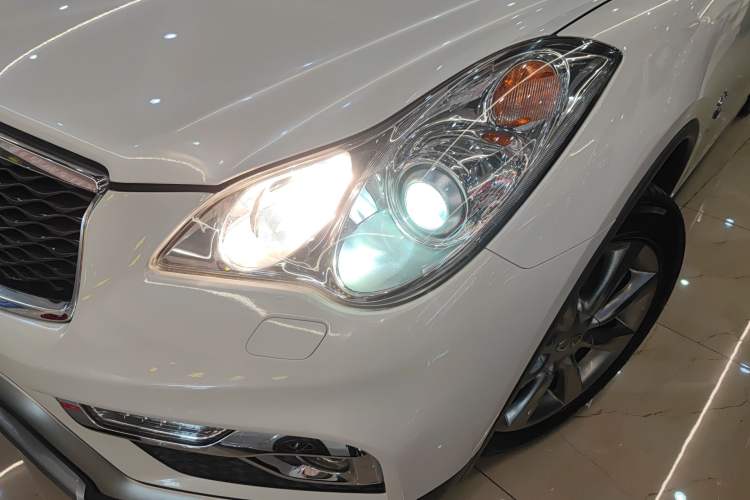 Used Infiniti QX50 2015 2.5L Enjoyment Edition