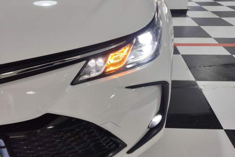 Used Toyota Corolla 2024 1.8L Smart Electric Hybrid Dual-Engine Elite Edition
