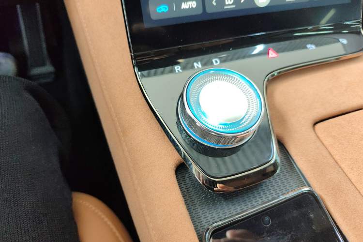 Used VOYAH PASSION 2023 Four-Wheel Drive Flagship Edition