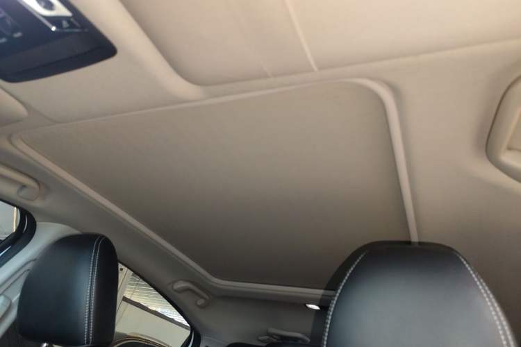 Used Honda Vezel 2015 1.8L CVT 2WD Luxury Model