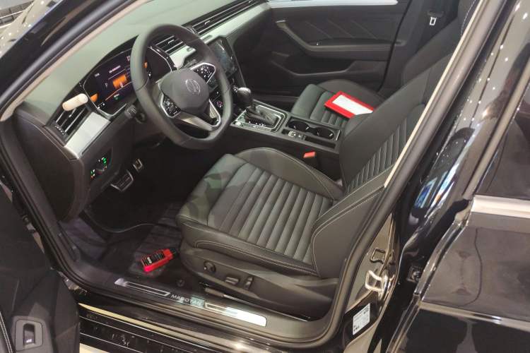 Used Volkswagen Magotan 2023 2 Million Units Limited-Edition 280TSI DSG Comfort Version
