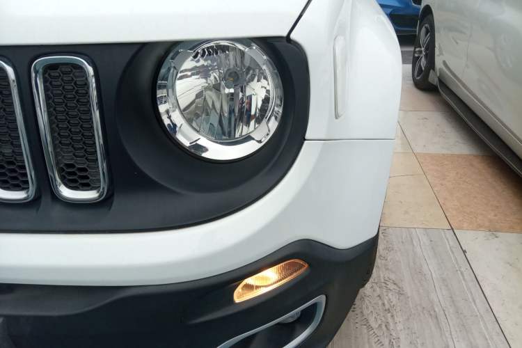 Used  Renegade 2017 180T Automatic High-Energy Version
