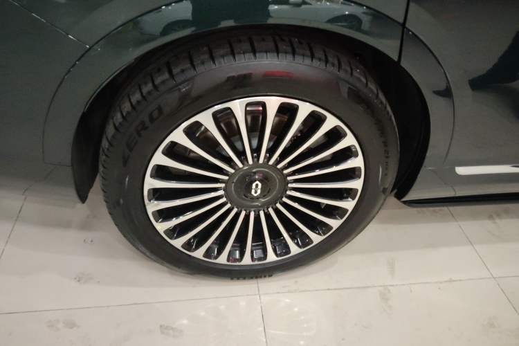 Used Hima AITO M9 2025 Extended-Range Ultra Version 52 kWh 6-Seater