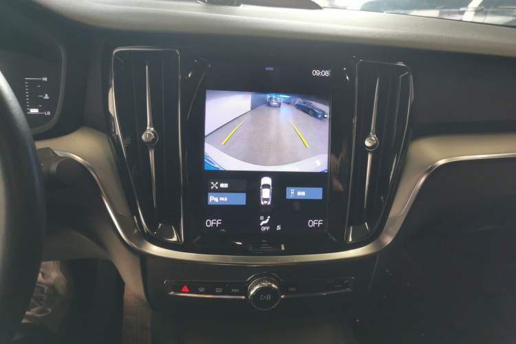 Used Volvo S60 2020 T4 Zhiyi Luxury Edition