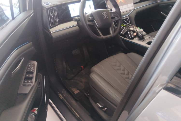 Used BYD Song L DM-i 2025 Intelligent Driving Version 160 km Excellence Edition
