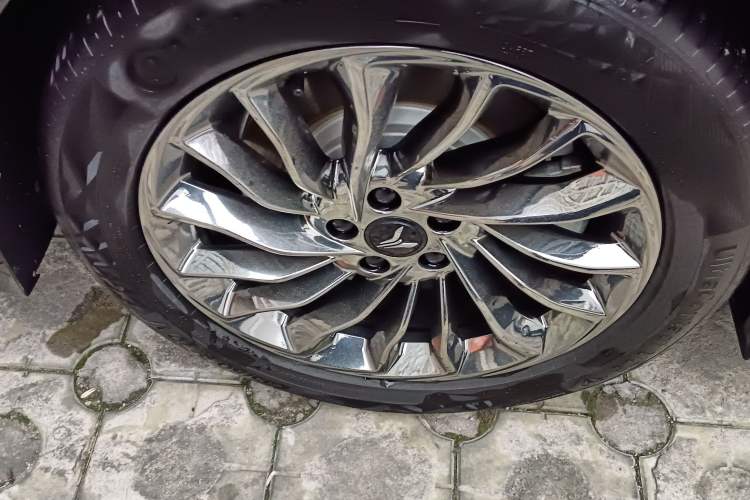 Used VOYAH Dream 2022 Low-Carbon Edition Dream+ Smart Enjoyment Package
