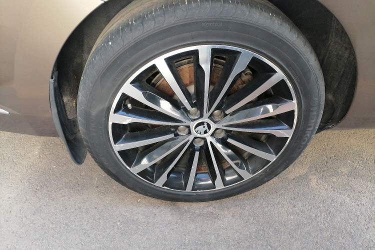 Used Skoda Superb 2016 TSI330 DSG Smart Drive Edition