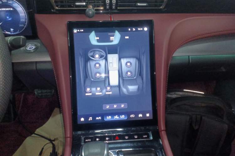 Used Hongqi H5 2023 2.0T Automatic Smart Connect Flagship Edition
