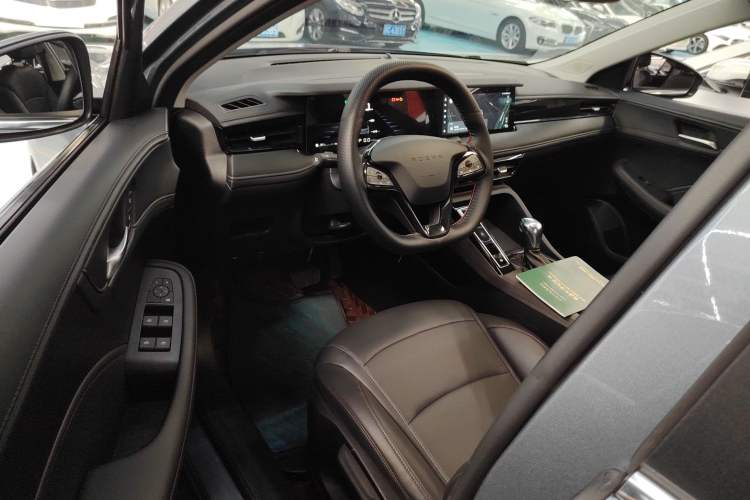 Used Roewe i5 2023 1.5L CVT Luxury Edition
