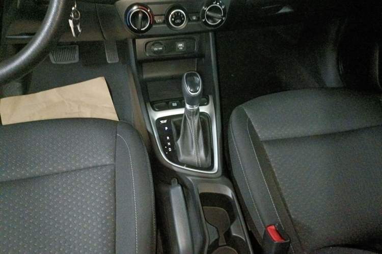 Used Hyundai Celesta 2020 1.6L Automatic GL Enjoyable Edition