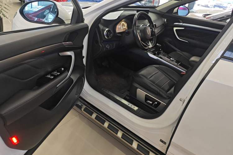 Used Wey VV7 2017 2.0T Ultra-Luxury Version