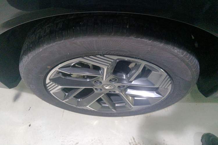 Used Changan CS75 PLUS 2025 4th Generation 1.5T New Blue Whale Smart Flagship Version