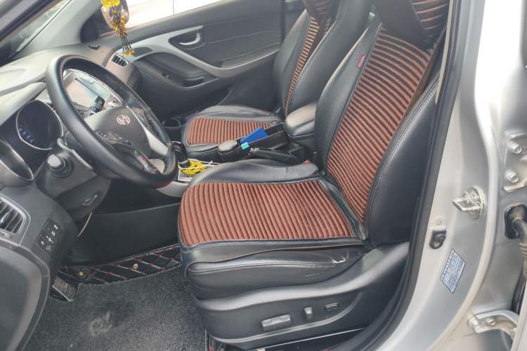 Used Hyundai Elantra (5th Generation / Langdong) 2015 1.8L Automatic Prestige Model
