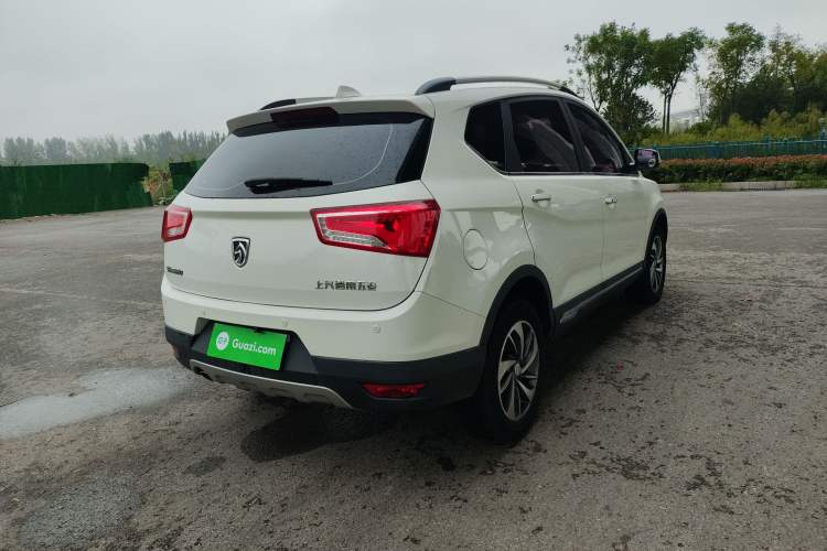Used Baojun 560 2016 1.8L iAMT Luxury Model