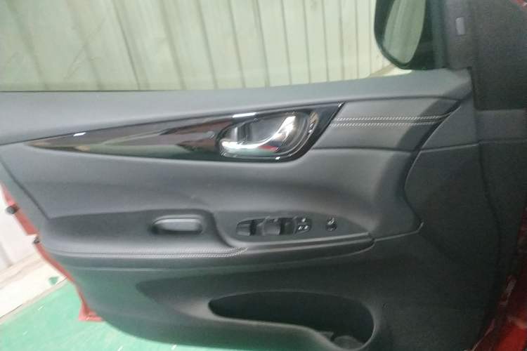 Used Nissan Tiida 2019 1.6L CVT Smart Drive Version China VI Standard