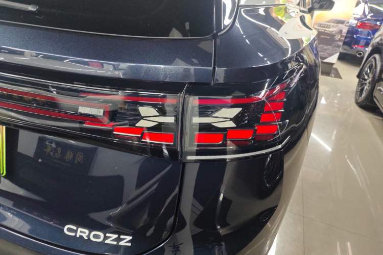 Used Volkswagen ID.6 CROZZ 2022 Long-Range PRO Edition