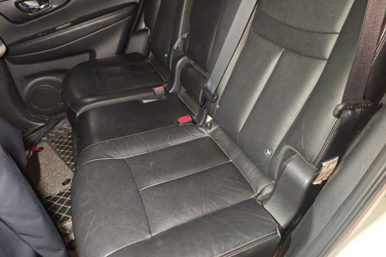 Used Nissan X-Trail 2017 2.0L CVT 7-Seater Comfort Edition 2WD