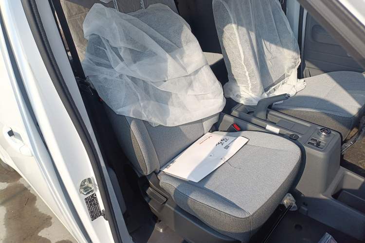 Used Wuling Yangguang 
