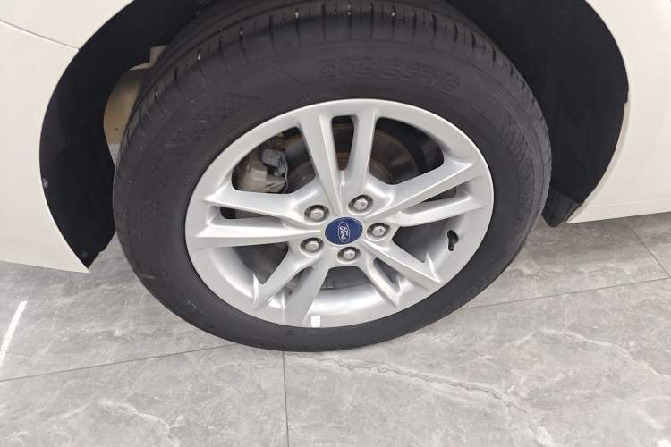 Used Ford Escort 2019 Revised Version 1.5L Automatic Enjoyment Type China VI Standard