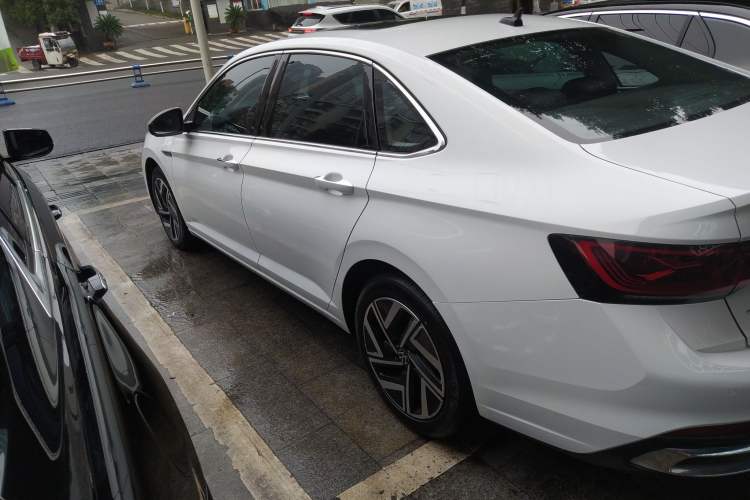 Used Volkswagen Sagitar 2023 200TSI DSG Excellence Edition
