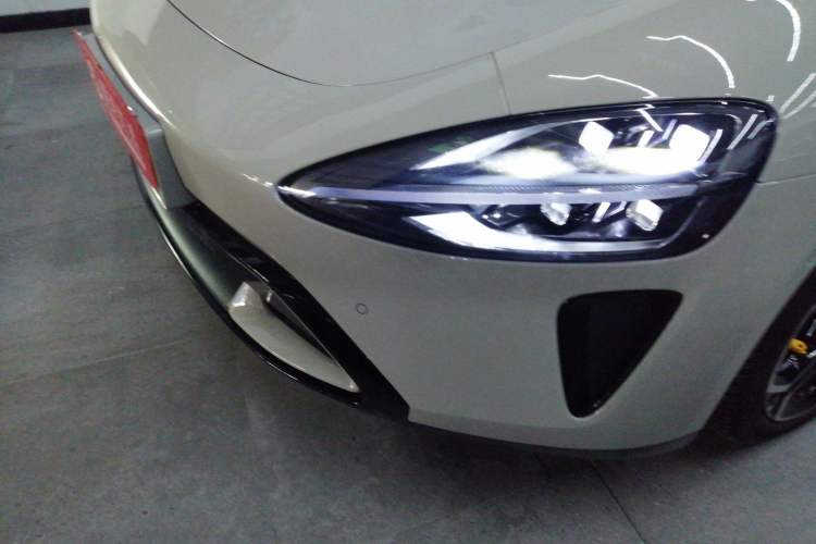 Used  SU7 2024 Rear-Drive Ultra-Long Range Advanced Pro-Level Intelligent Driving Version
