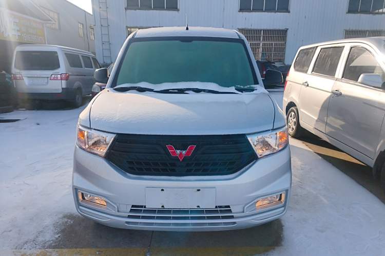 Used Wuling Hongguang V 2022 1.5L Jingqu Edition Electric-Assist LAR
